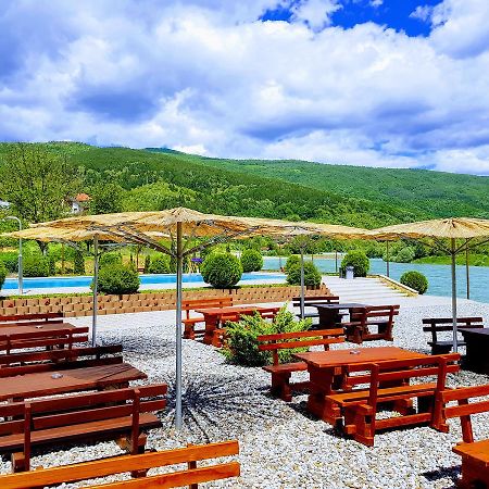 Hotel Pansion Basa Ustikolina Exteriér fotografie